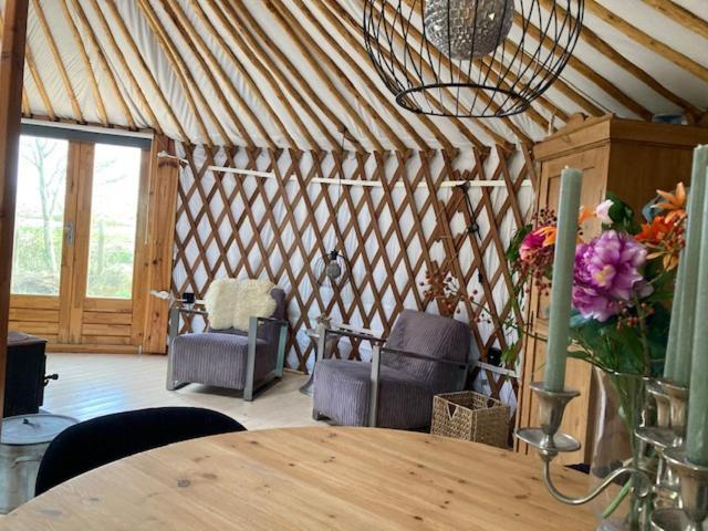 VeenwoudsterwalYurt Klyndobbe住宿加早餐旅馆 外观 照片